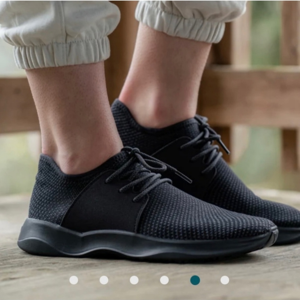 VESSI EVERYDAY CLASSIC WATERPROOF SNEAKERS